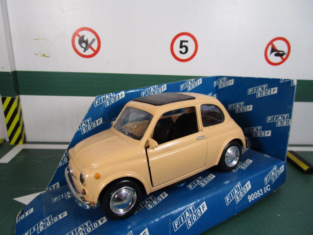 Polistil Fiat 500, Hobby en Vrije tijd, Modelauto's | 1:24, Overige merken, Gebruikt, Auto, Ophalen of Verzenden