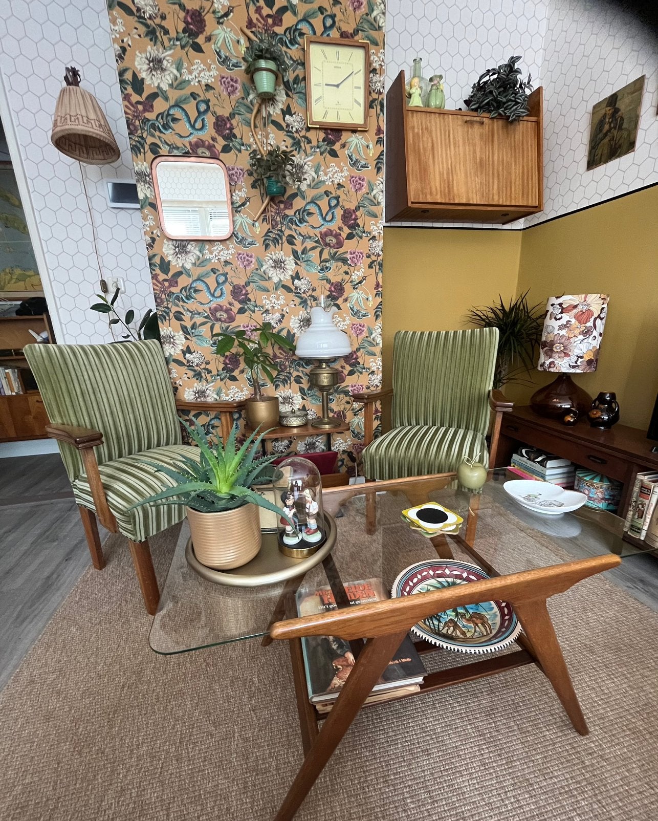 Twee vintage fauteuils samen €50,00., Ophalen