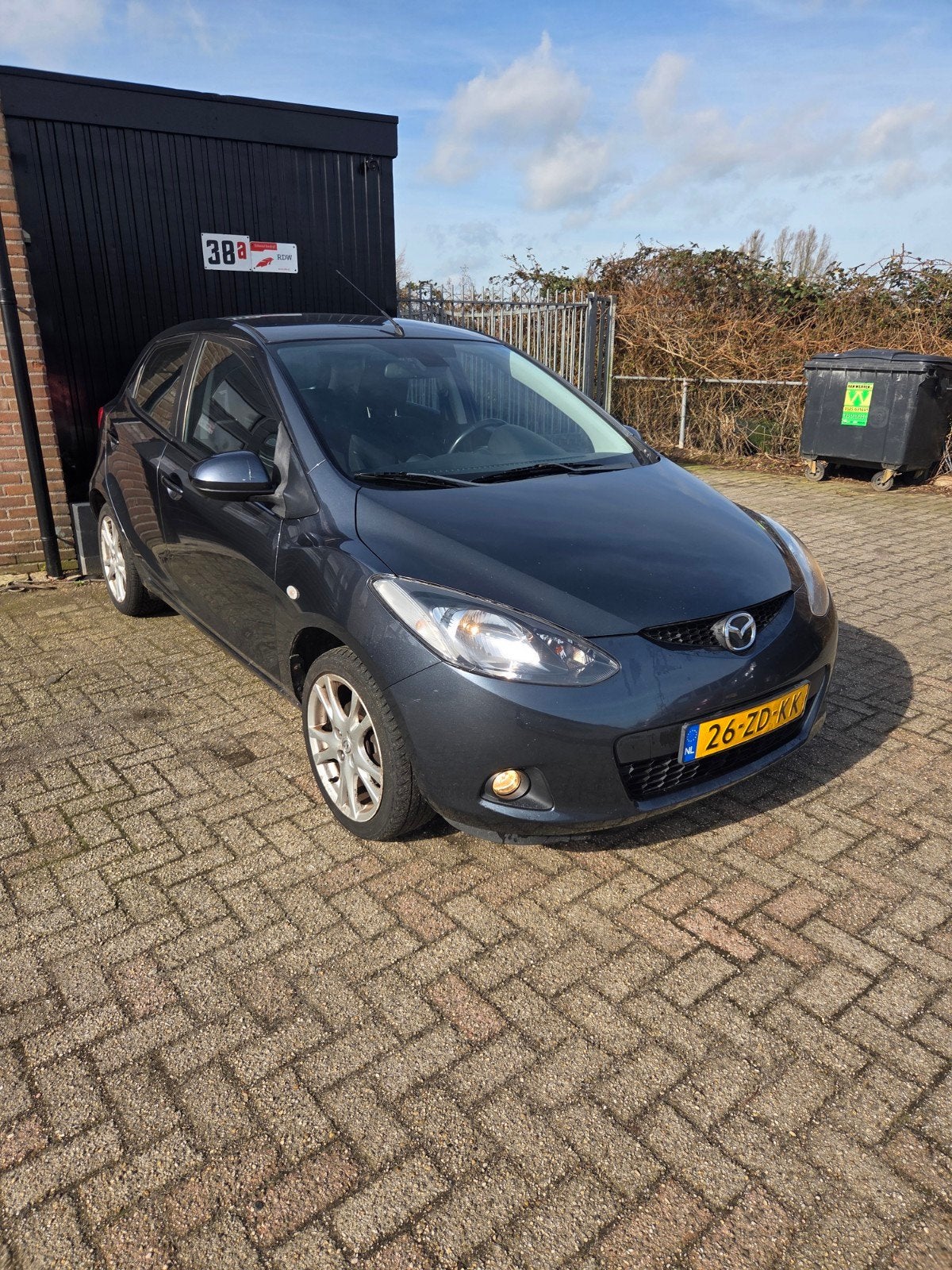 Mazda 2 1.3 63KW 5DRS 2008 Grijs, Auto's, Mazda, Voorwielaandrijving, Stof, 4 cilinders, Bedrijf
