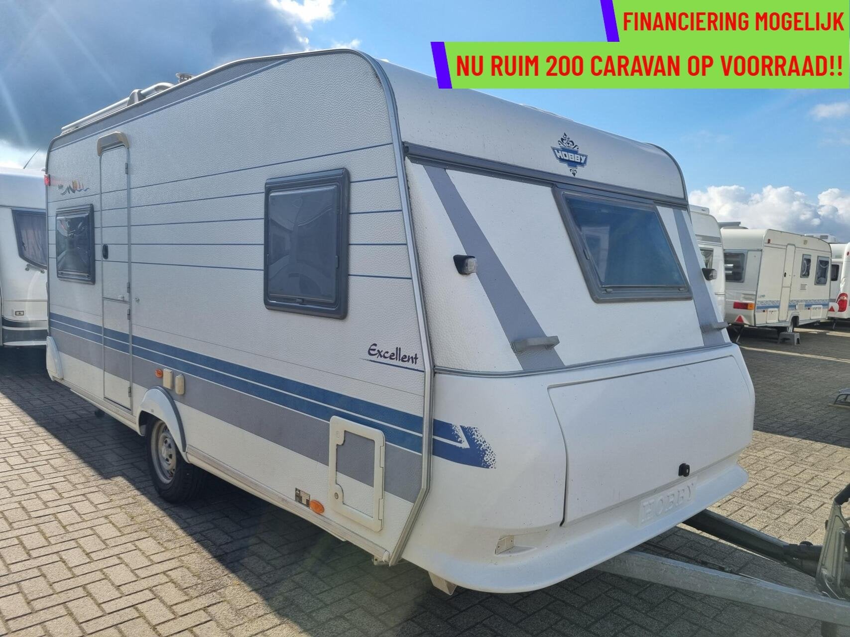 Hobby EXCELLENT EASY 460 UFE FRANSBED + VOORTENT + DOUCHE, Rondzit, Hobby, Serviceluik, Bedrijf
