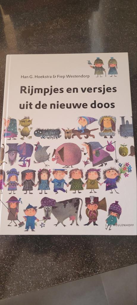 Rijmpjes en versjes uit de nieuwe doos / rijmpjes en versjes, Fictie algemeen, Fiep Westendorp; Simon Abramsz; Han G. Hoekstra; Bert Bouman