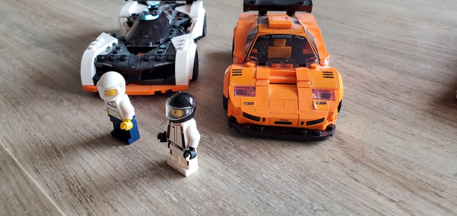 Lego speed champions 76918 mclaren 
Geen idee of de set comp, Ophalen of Verzenden