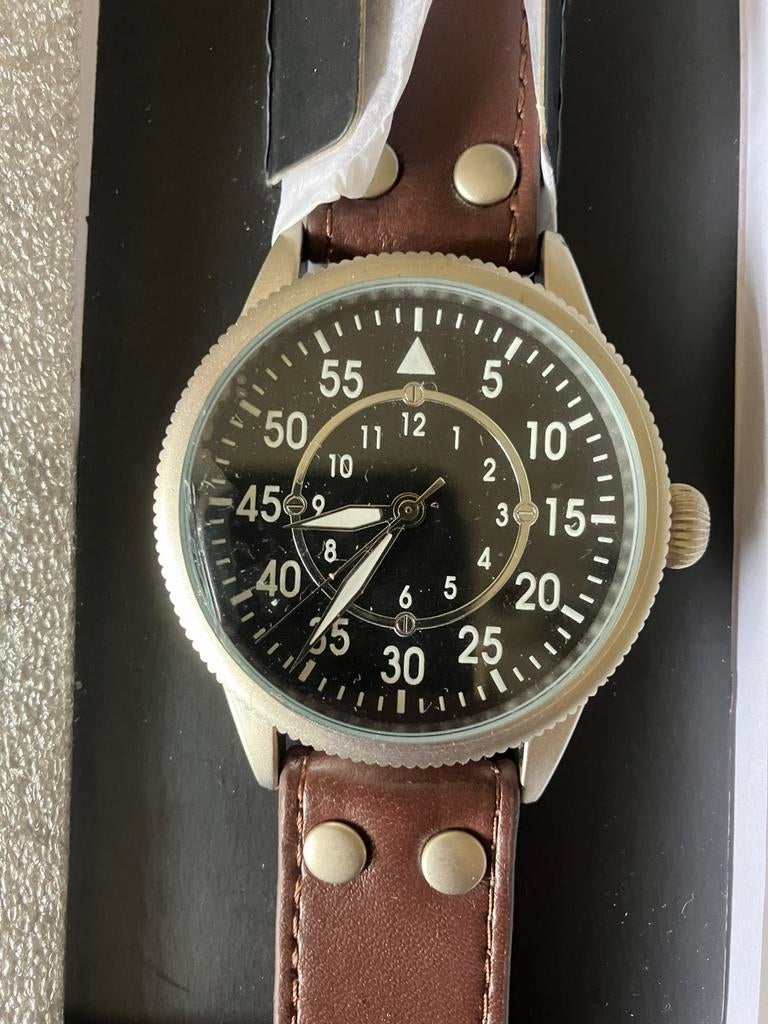 Pilotenhorloge Editions Atlas, Ophalen of Verzenden, Zo goed als nieuw, Leer, Overige merken