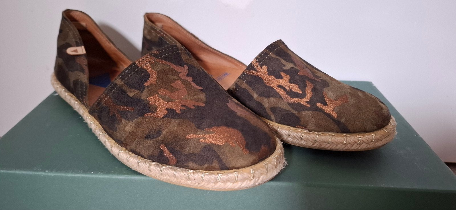 Verbenas Espadrilles Camouflage Maat 39, Kleding | Dames, Schoenen, Ophalen of Verzenden, Espadrilles of Moccasins, Groen, Verbenas