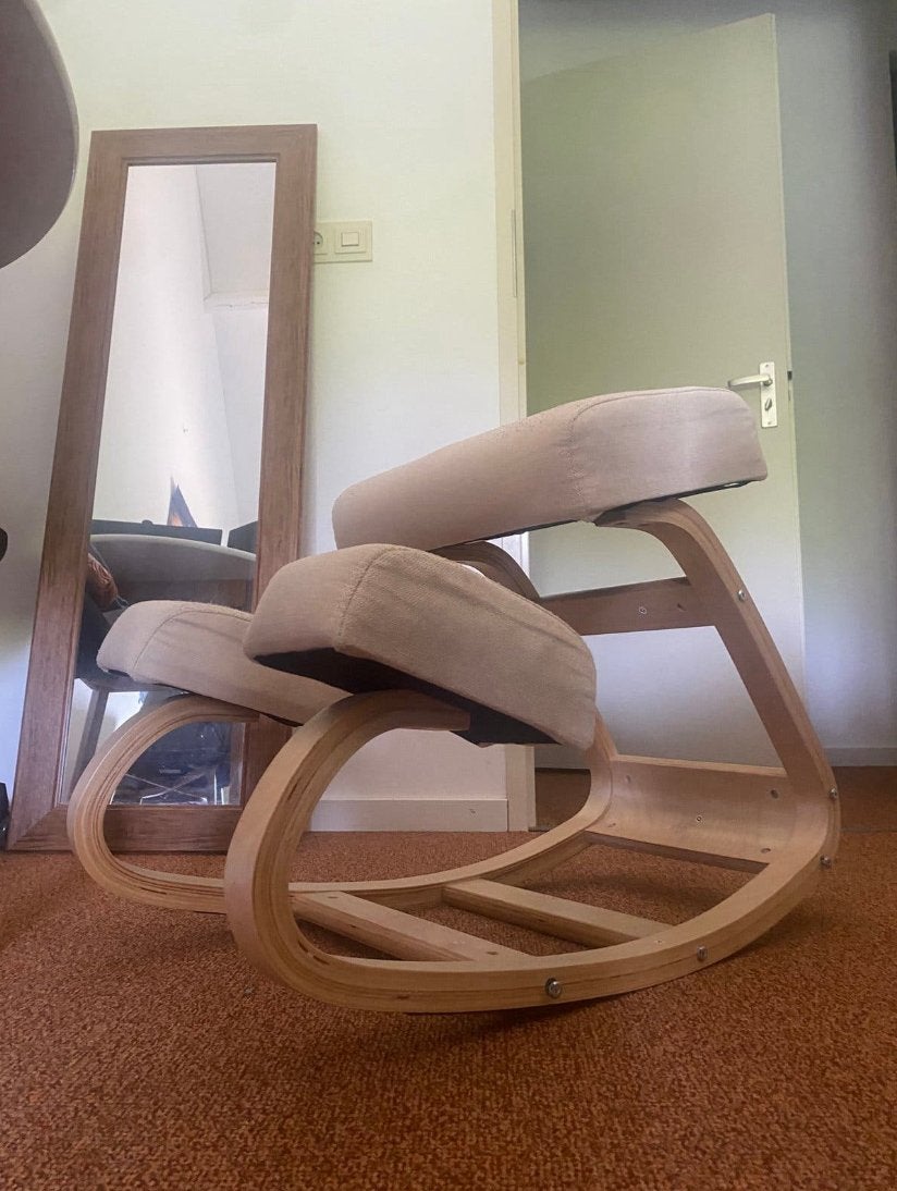 Ergonomische kniestoel, Ophalen, Zo goed als nieuw