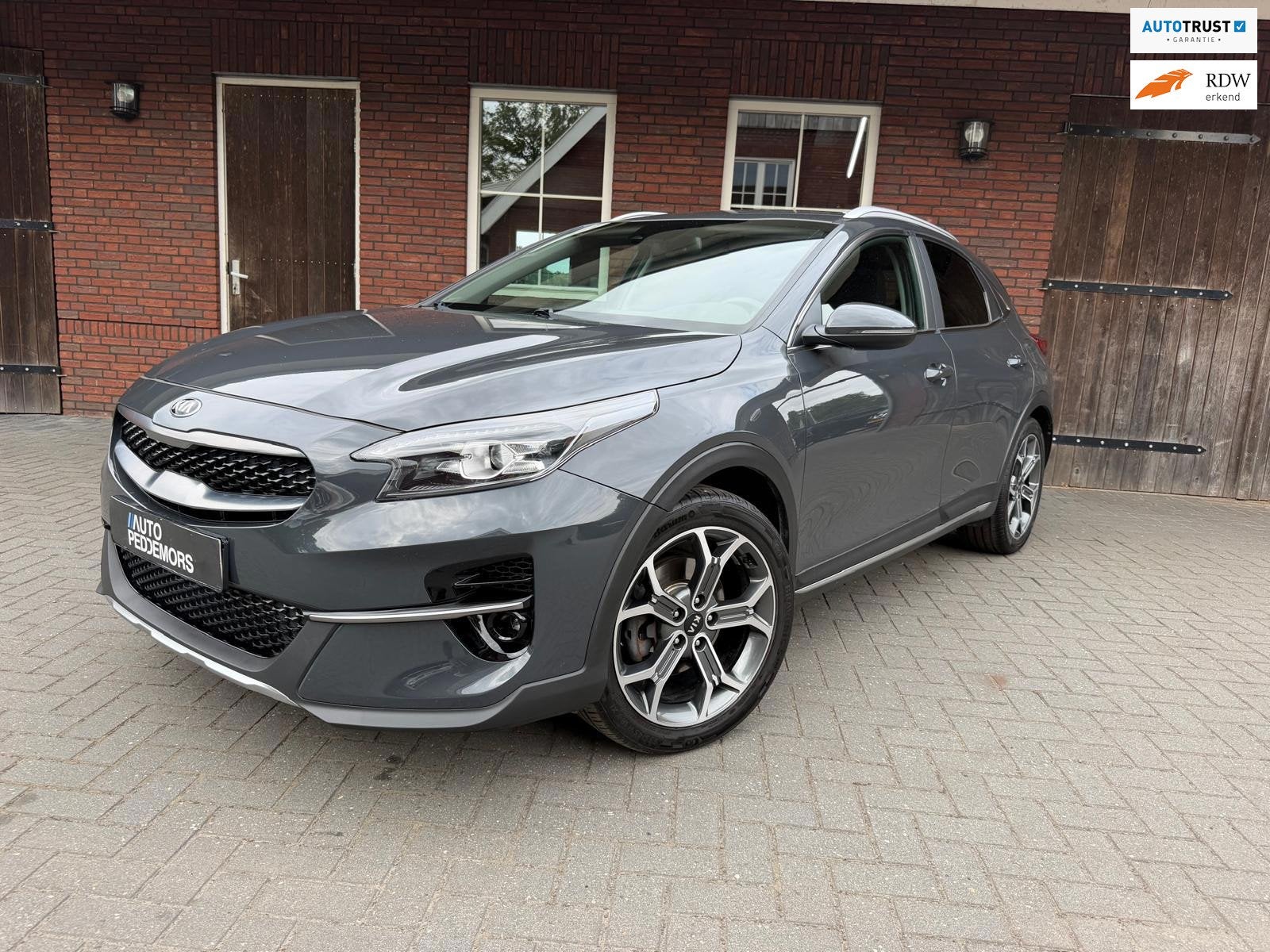 Kia XCeed 1.0 T-GDi DynamicLine | Trekhaak| Camera| LED| Car, Auto's, Gebruikt, 1232 kg, Leder en Stof, Handgeschakeld