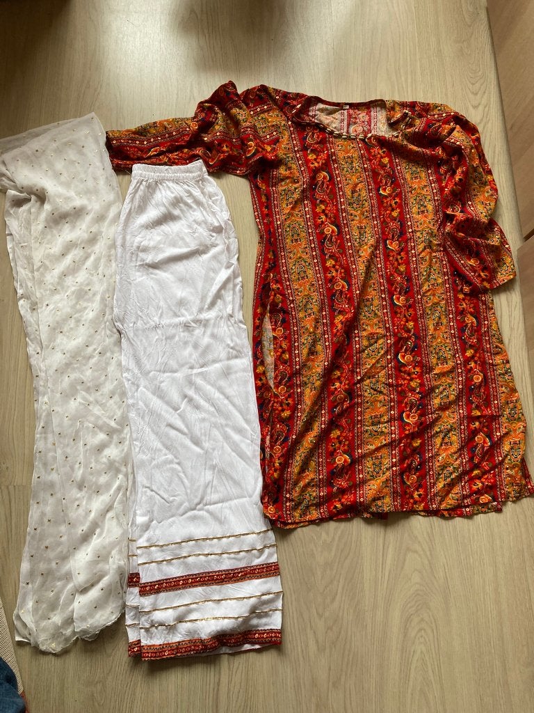 Indiase/ Pakistaanse/ Bollywood kleding, M/L, Overige typen, Maat 42/44 (L), Nieuw, Ophalen of Verzenden