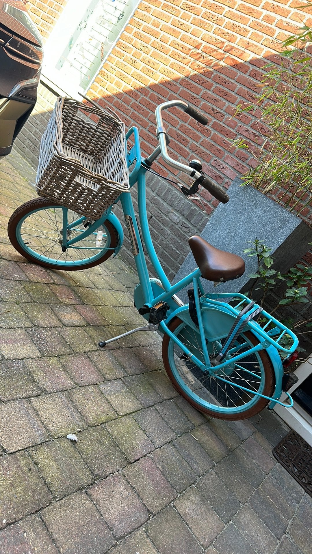Leuke turquoise fiets 20 inch Popal  mandje en bagagedrager, Fietsen en Brommers, Fietsen | Meisjes, Ophalen, Gebruikt, 20 inch