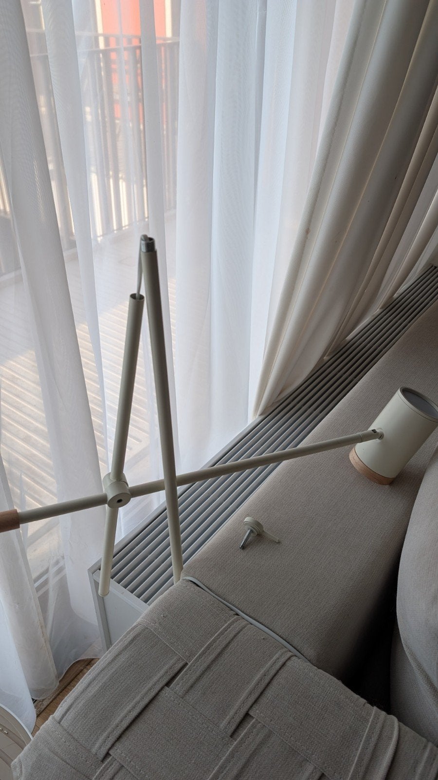 DEFECTE, GRATIS vloerlamp van Sklum, Ophalen, Gebruikt, Hout, 150 tot 200 cm