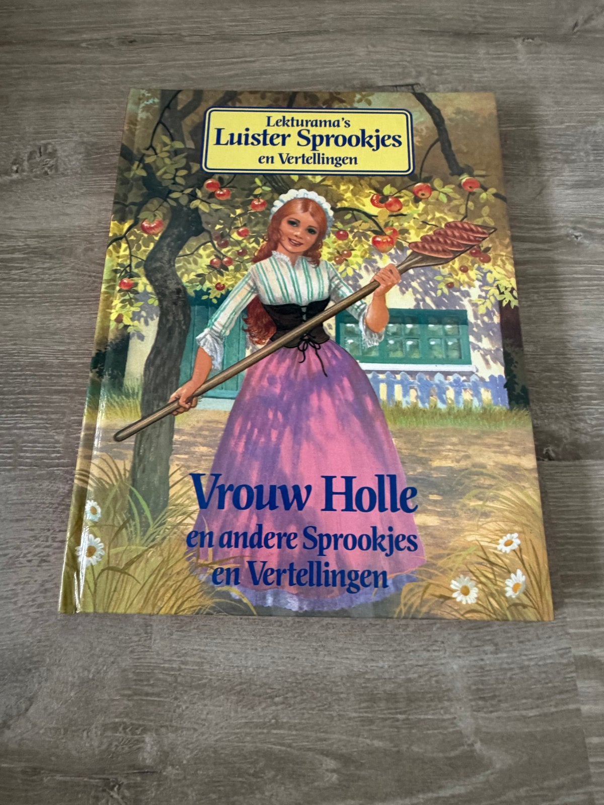 Lekturama's Luister Sprookjes en Vertellingen - Vrouw Holle, Ophalen of Verzenden, Gelezen