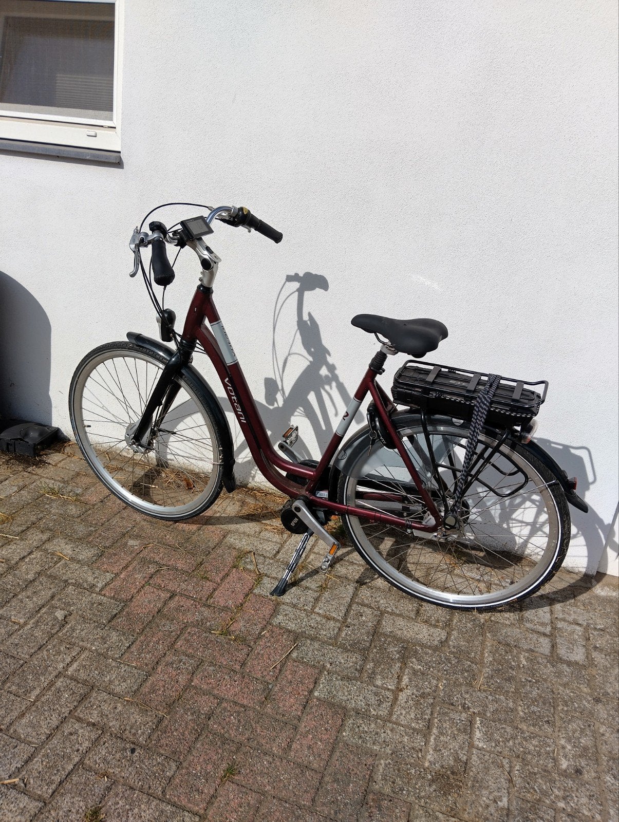 Ik verkoop een elektrische damesfiets. De accu gaat lang mee, Ophalen of Verzenden, Zo goed als nieuw, Overige merken