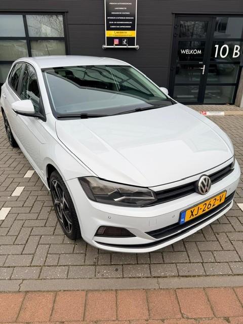 Volkswagen Polo 1.0 MPI 55KW 2018, Auto's, 1005 kg, Stof, Zwart, Wit
