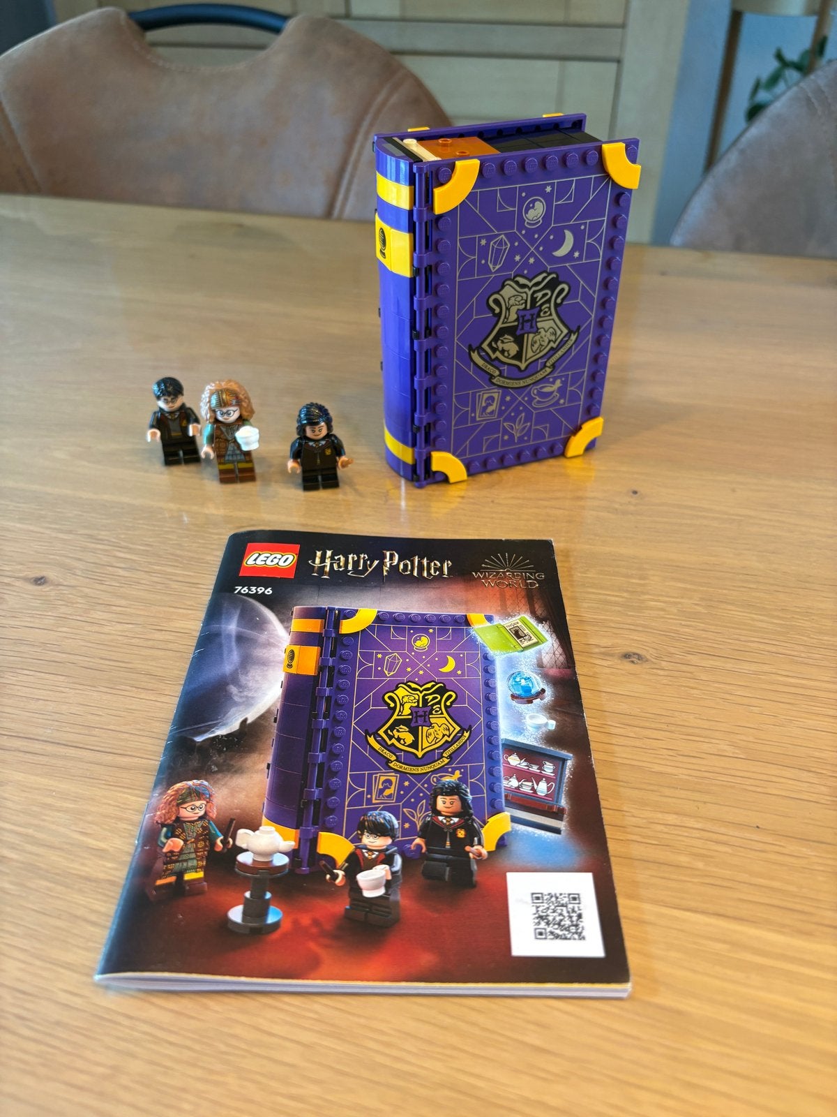LEGO Harry Potter Zweinstein: Les in Waarzeggerij (76396), Ophalen of Verzenden, Zo goed als nieuw