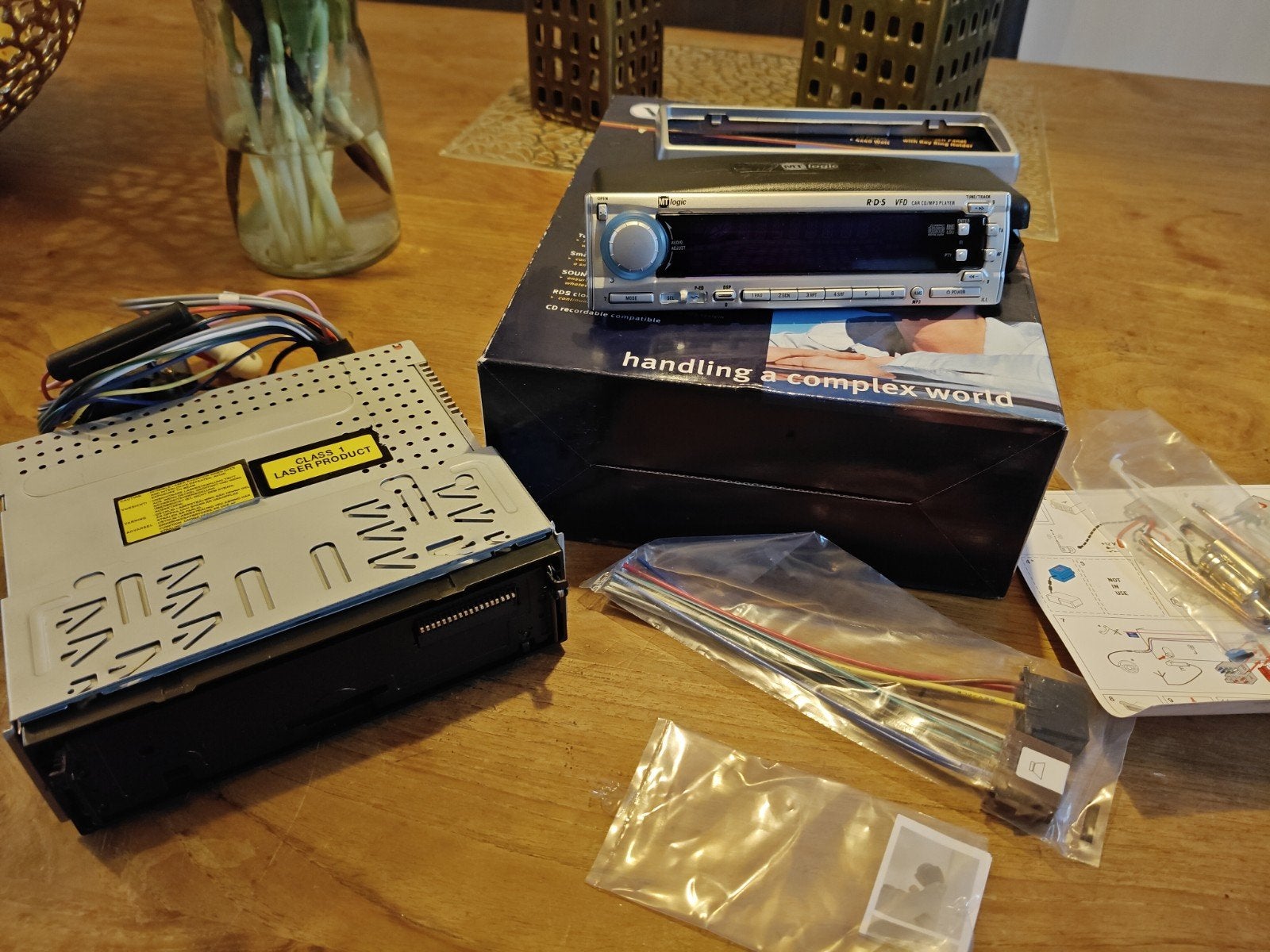 Nieuwe VDO cd 521 cd/autoradio, Ophalen of Verzenden, Nieuw