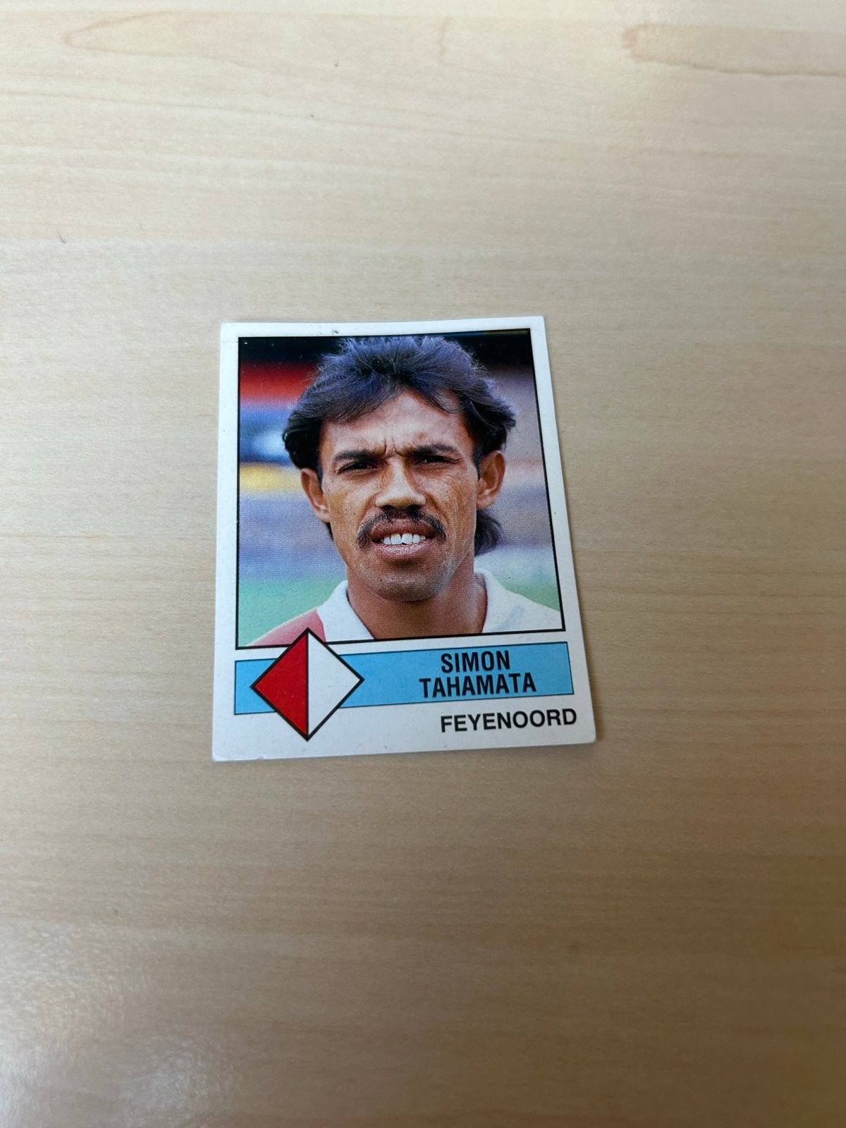 Panini Voetbal 87 Plaatje Simon Tahamata Feyenoord, Ophalen of Verzenden, Zo goed als nieuw, Sticker