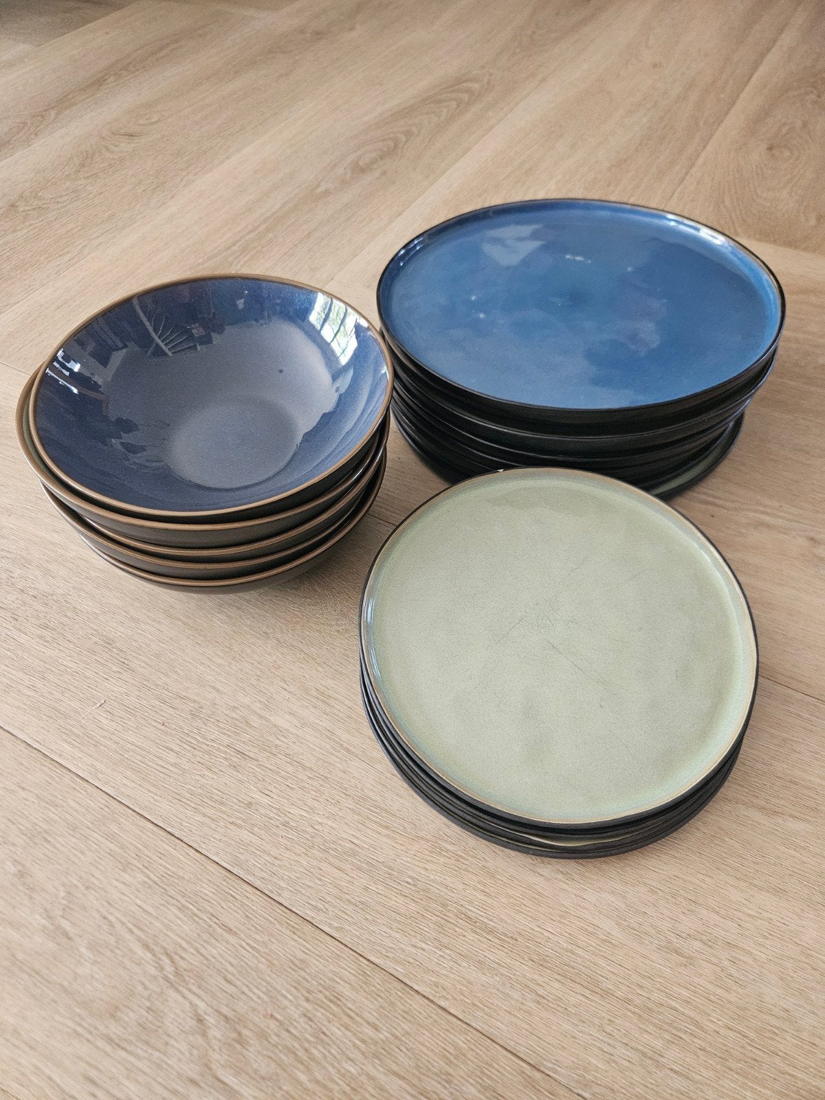 Gusta servies: kommen, dinerborden en ontbijtborden, Gebruikt, Overige merken, Ophalen of Verzenden, Bord(en)