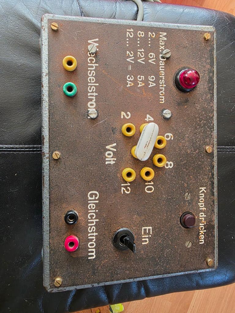 Neva Elektrotech. Fabrik Dr. Vatter KG Voeding, Gebruikt, Overige typen, Ophalen of Verzenden, Onbekend