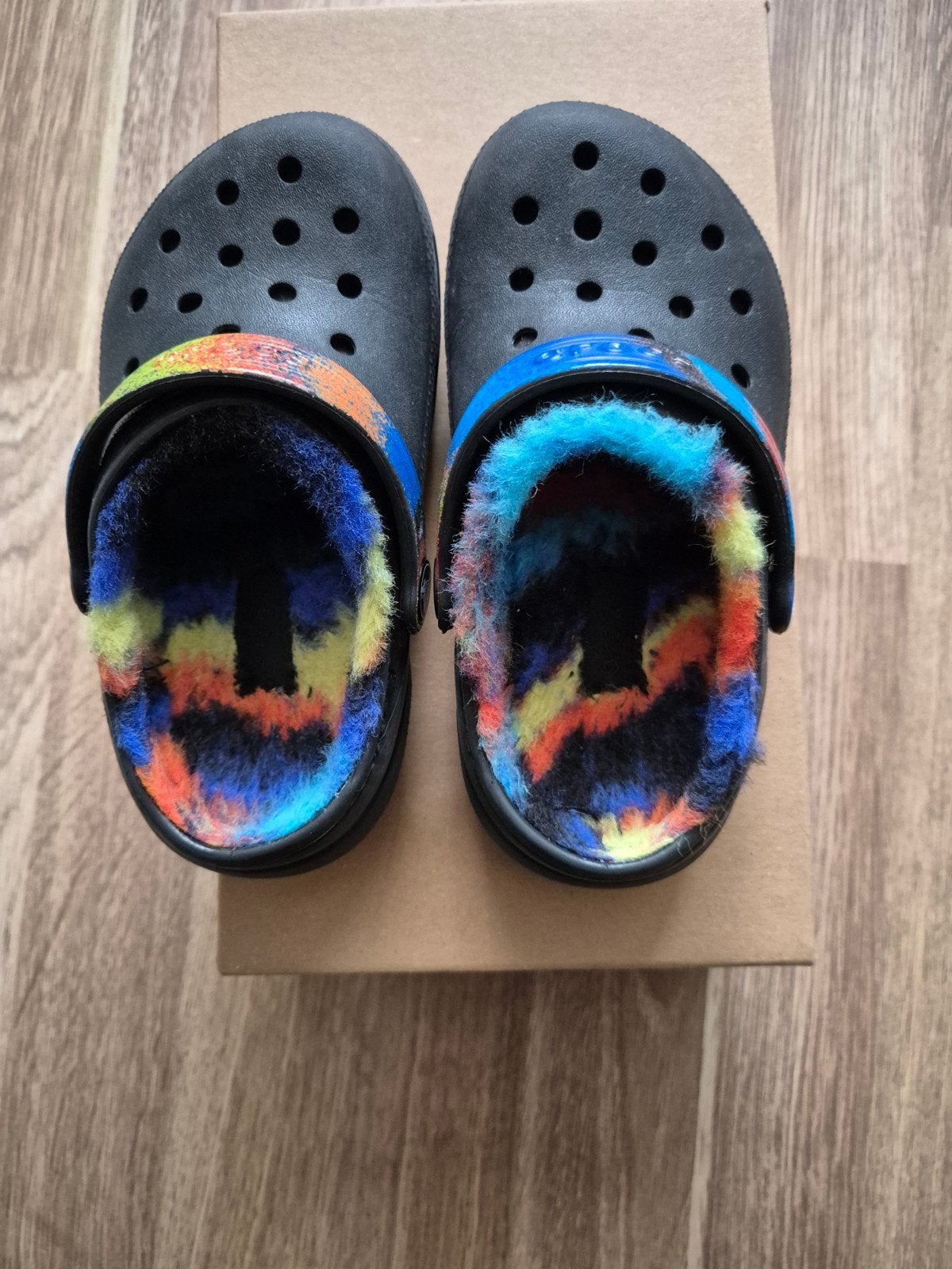 Crocs gevoerde klompen voor kinderen, maat C10 (27/28), Kinderen en Baby's, Kinderkleding | Schoenen en Sokken, Crocs, Jongen of Meisje