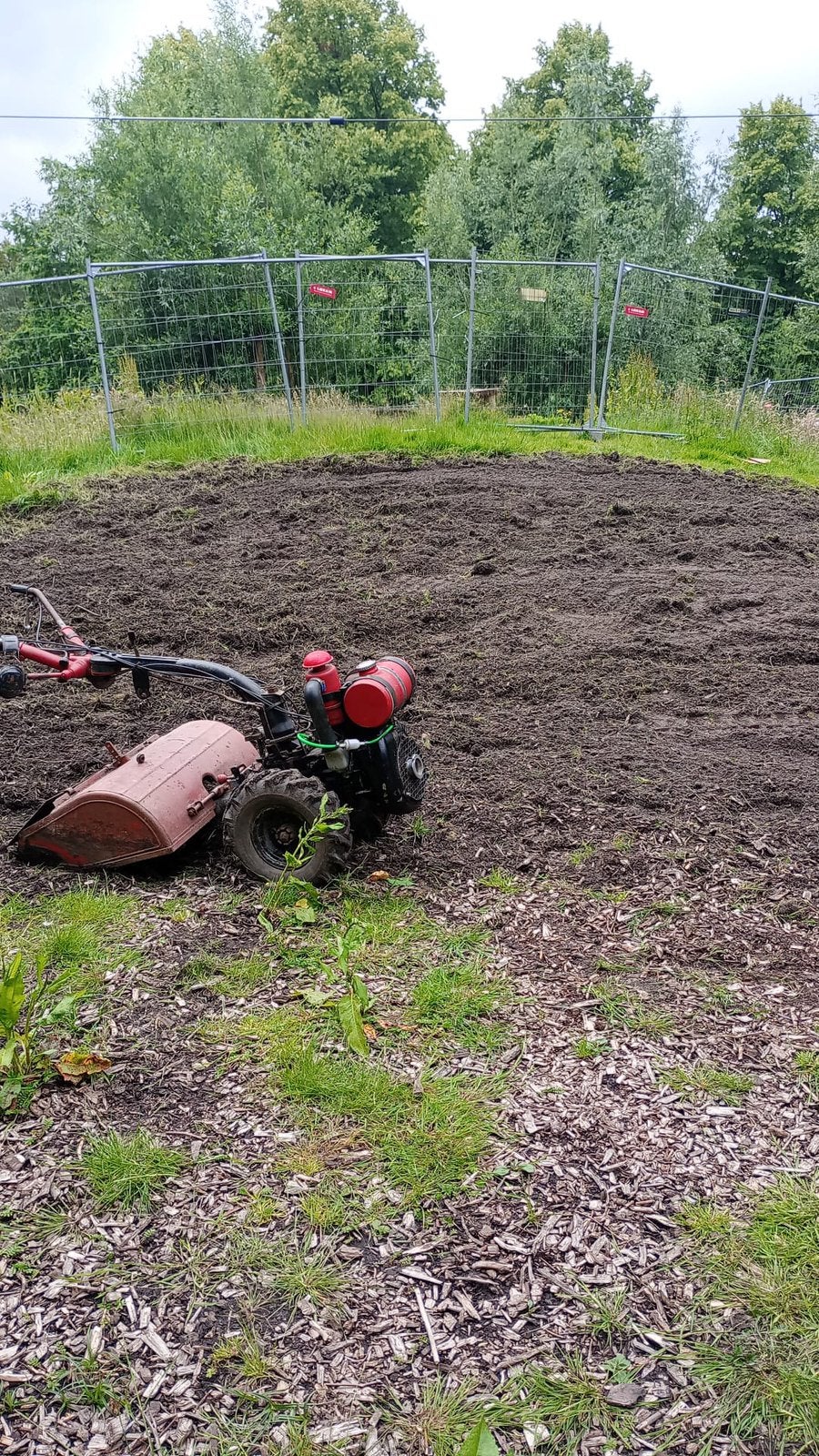 Tuinfrees / grondfrees te huur!, Tuin en Terras, Hand-tuingereedschap, Ophalen, Nieuw, Overige soorten