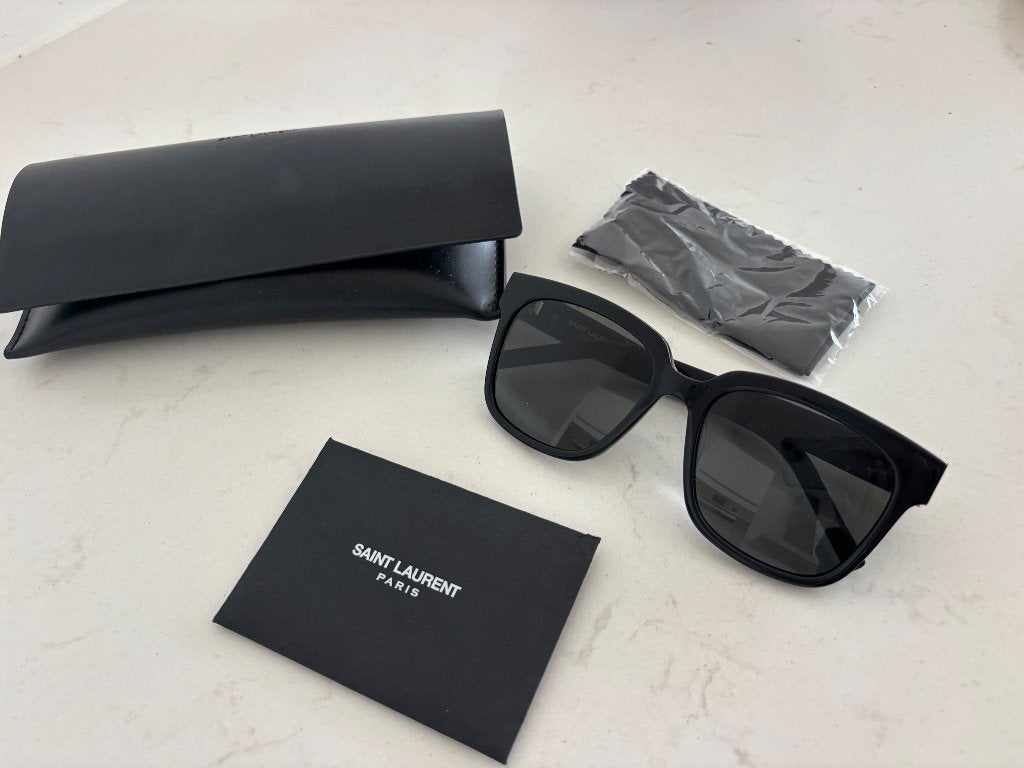 Saint Laurent zonnebril zwart nieuw, Overige merken, Zonnebril, Zwart, Nieuw