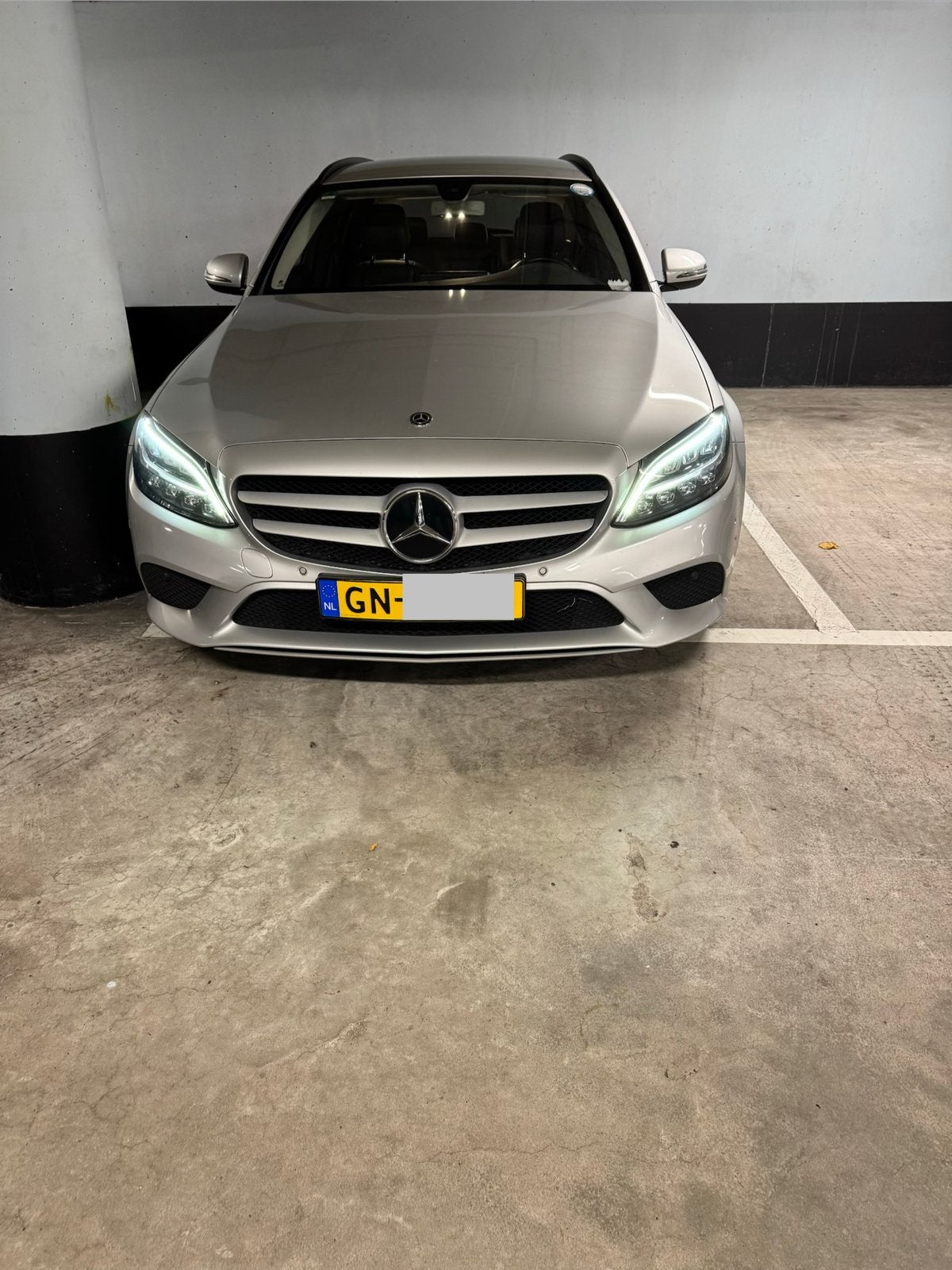 Mercedes-Benz C-Klasse C180 d 122pk 9G-TRONIC 2019 Grijs, Auto's, Automaat, Achterwielaandrijving, 1800 kg, 4 cilinders