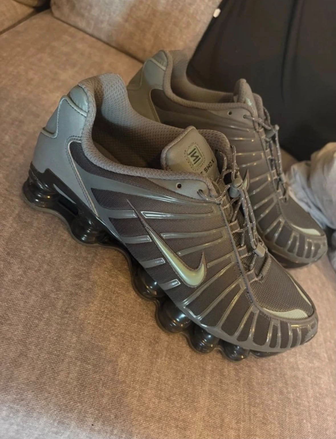 Nike Shox TL Maat 45.5  kleur Noir/Gris/Vert (In Doos), Ophalen of Verzenden, Zo goed als nieuw, Zwart, Sneakers of Gympen