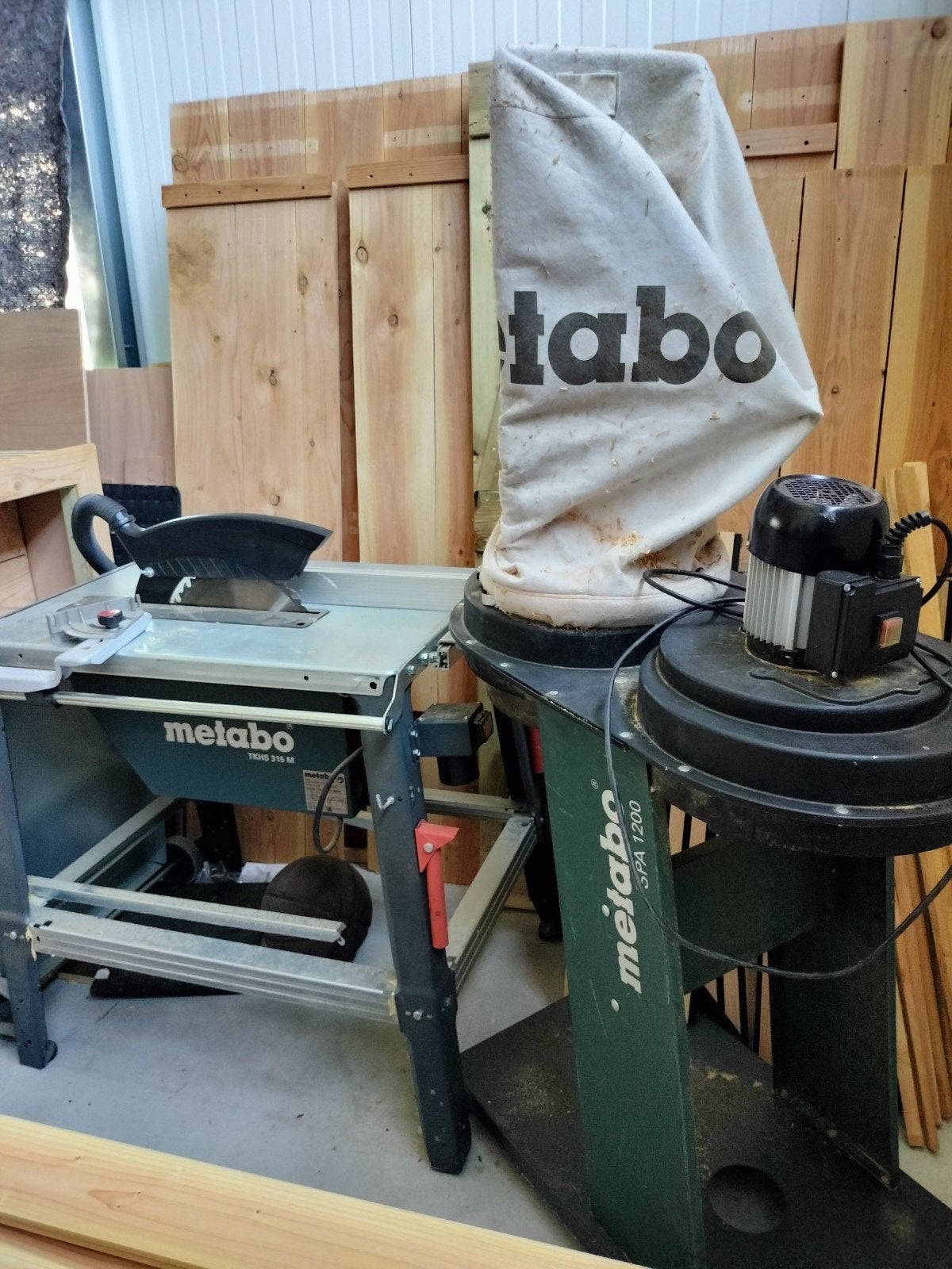 Metabo afzuigsysteem en lengte zaag, als combi te koop ., Doe-het-zelf en Verbouw, Ophalen, Gebruikt, Overige typen, 600 tot 1200 watt