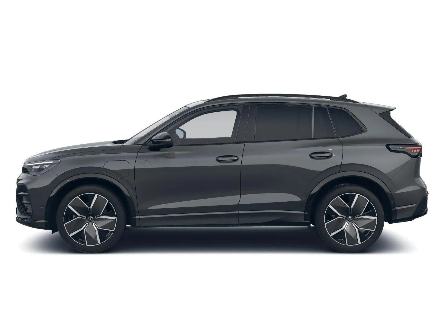 Volkswagen Tiguan R-Line Edition 1.5 eHybrid 272 PK, Automaat, Stof, Nieuw, Hybride Elektrisch/Benzine