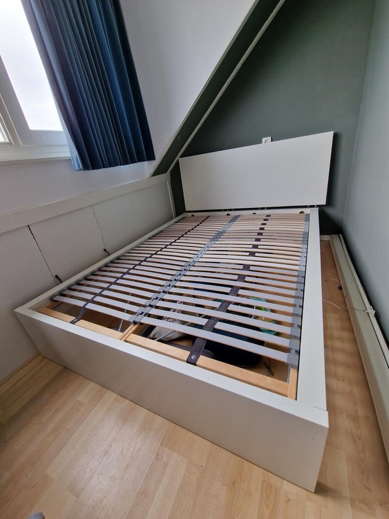 IKEA MALM bed wit, Huis en Inrichting, Slaapkamer | Bedden, Gebruikt, Tweepersoons, Hout, Wit, Ophalen