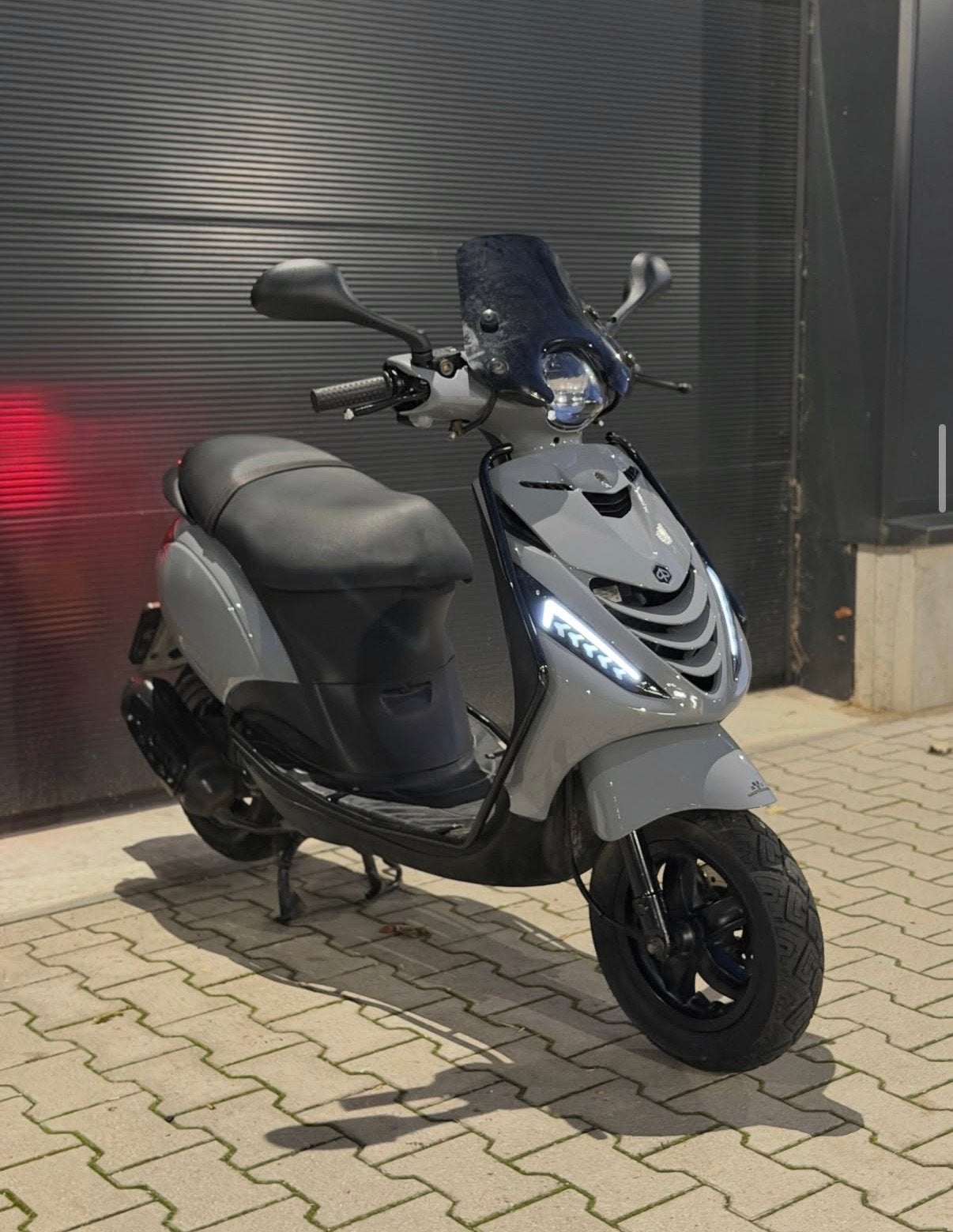 Piaggio Zip 2019, Ophalen, Zo goed als nieuw, Benzine