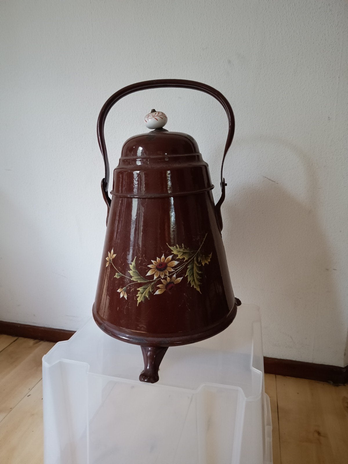 Antieke doofpot met bloemdecoratie / beschilderd, Ophalen