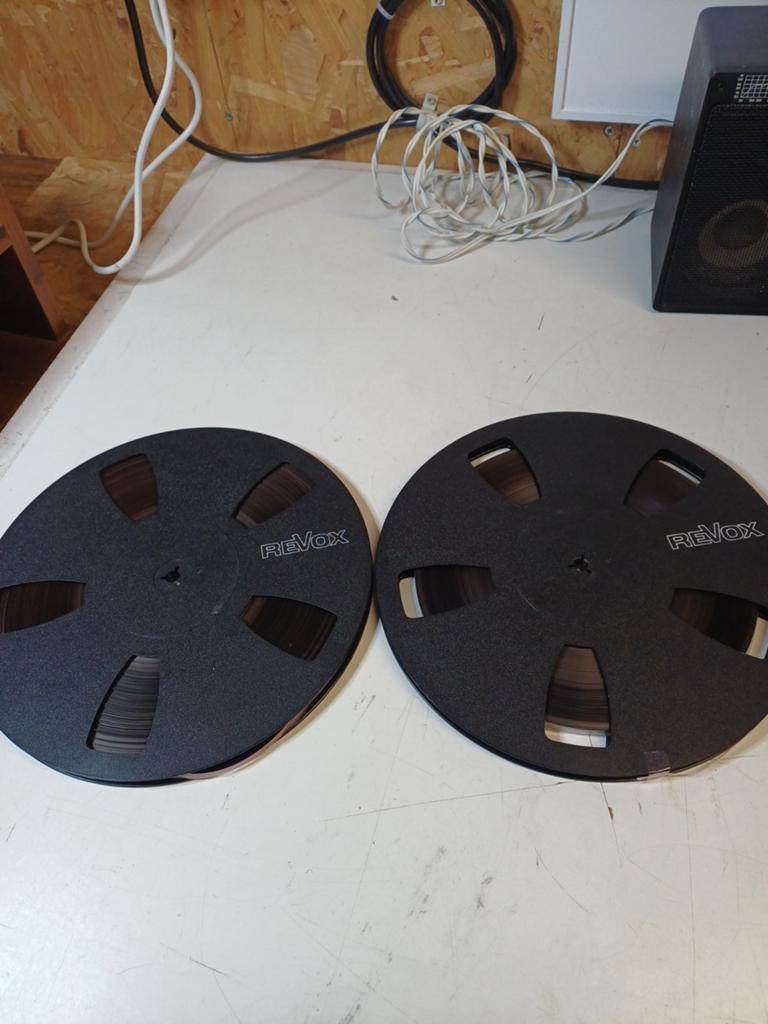 Revox spoelen met tape 2x in goede staat 26cm, Ophalen of Verzenden