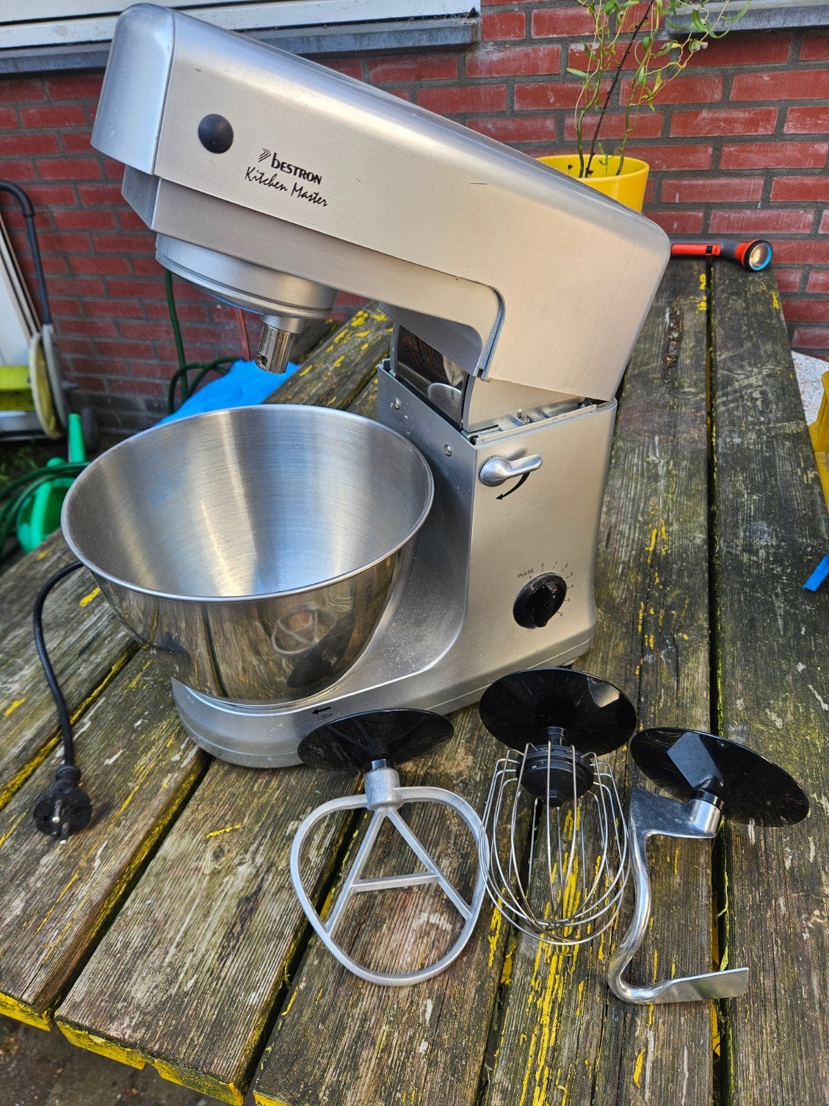 Bestron Kitchen Master Keukenmachine - Krachtig en Compleet, 3 tot 4 liter, Ophalen, Gebruikt, 3 snelheden of meer