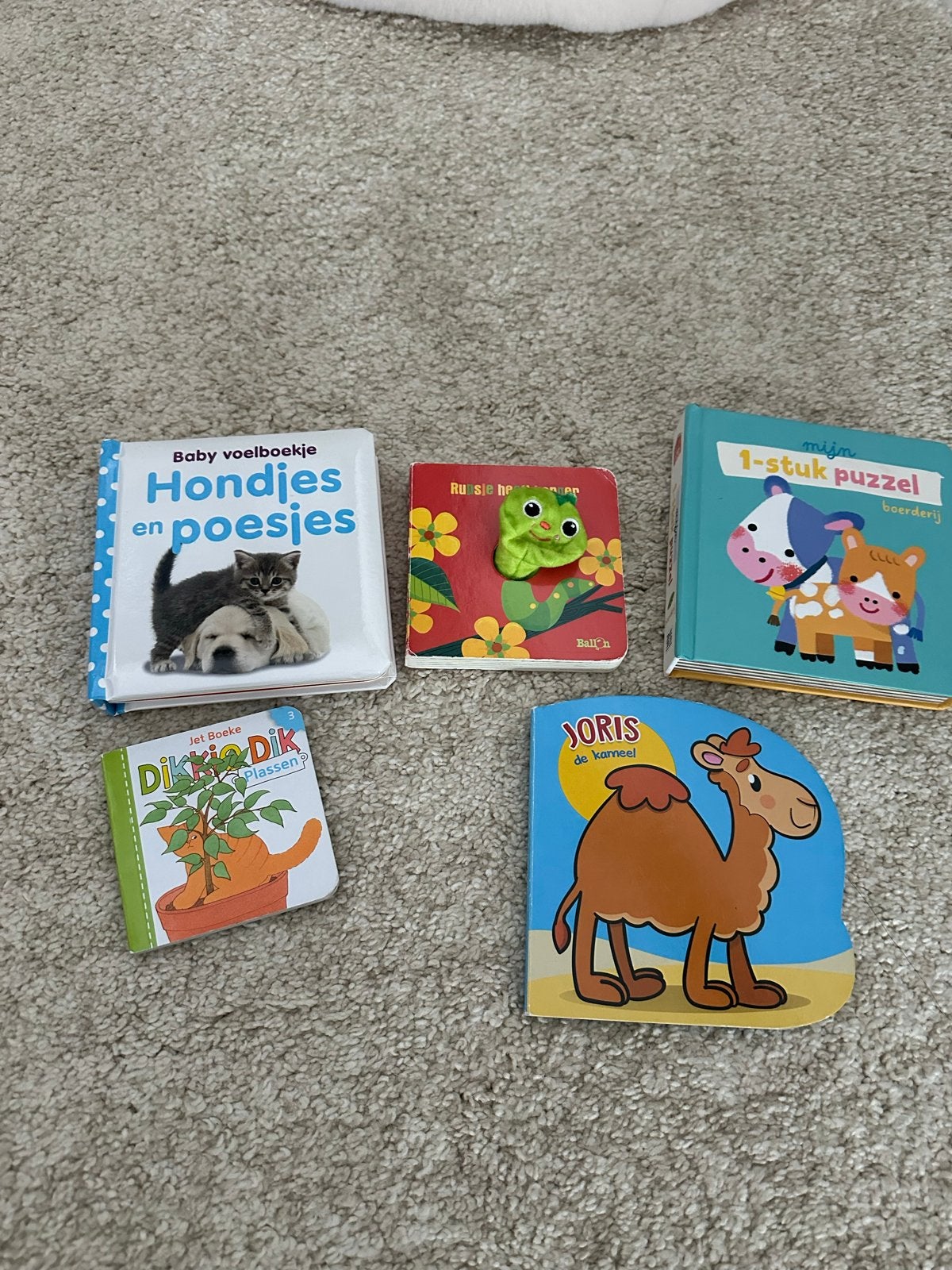 Leuke babyboekjes: voelboekje, puzzelboekje en meer!, Boeken, Ophalen of Verzenden, Zo goed als nieuw, Uitklap-, Voel- of Ontdekboek