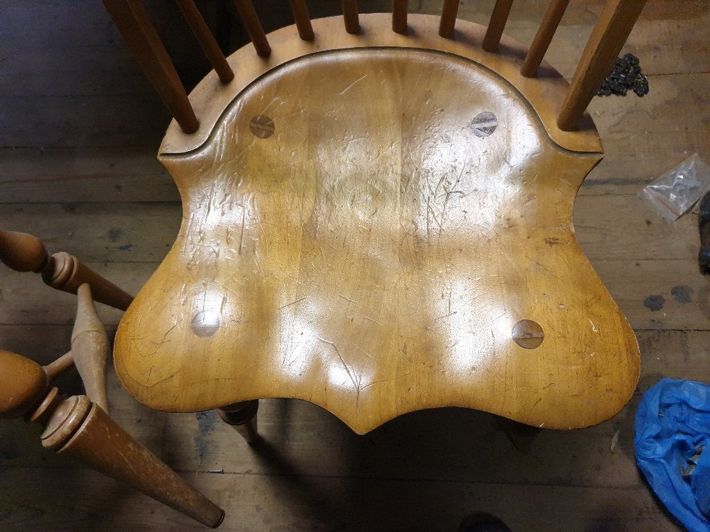 4 leuke degelijke keuken stoelen., Ophalen, Gebruikt