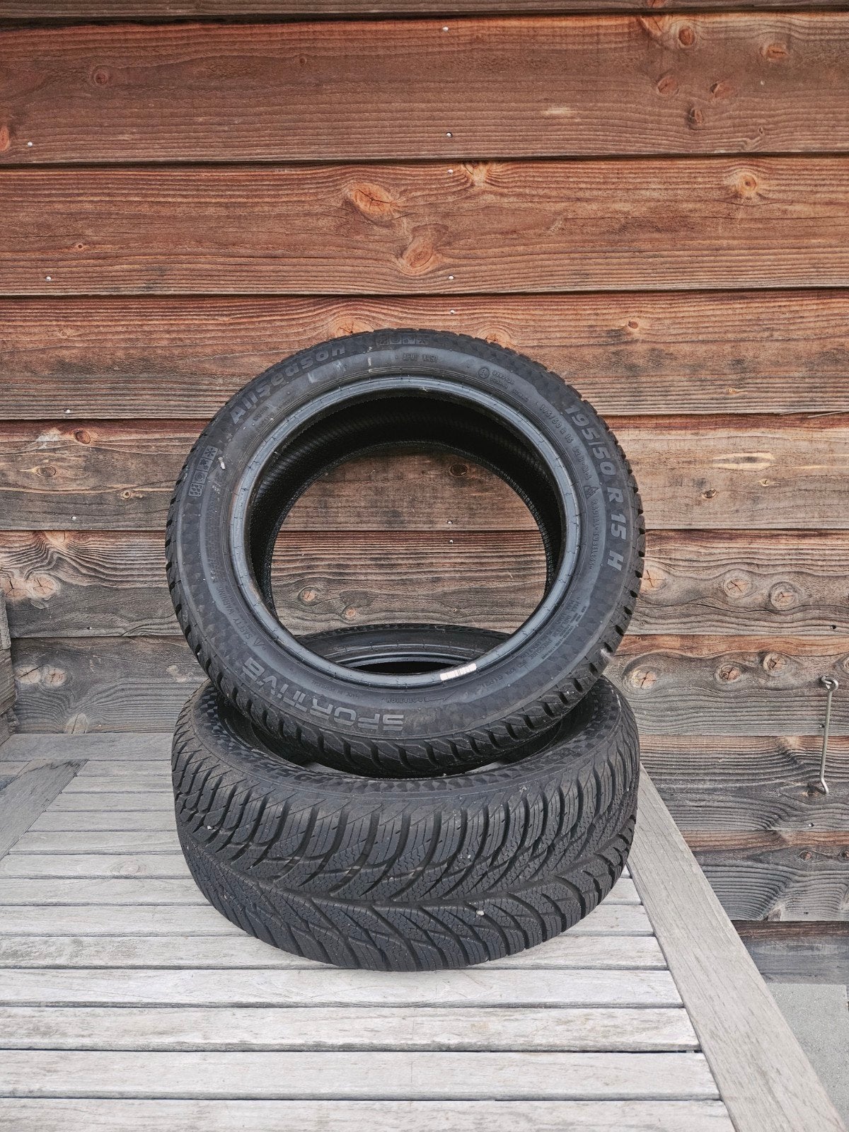 2 Sportiva All Season banden 195/50 R15 82H, Auto-onderdelen, Banden en Velgen, Ophalen, Gebruikt