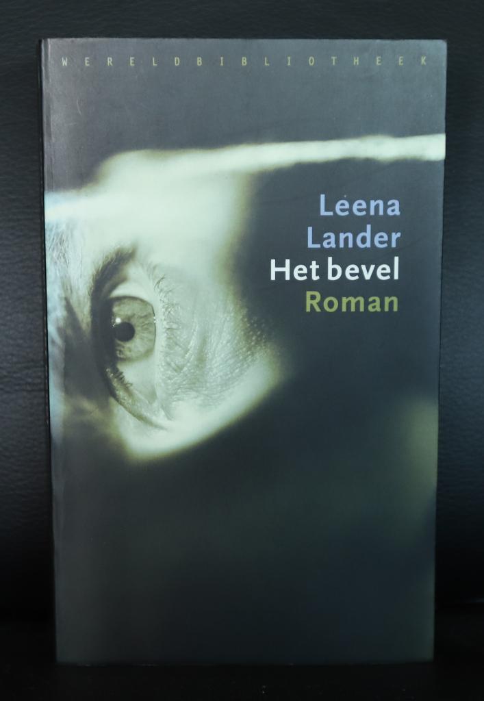Leena Lander Het bevel, Ophalen of Verzenden, Gelezen, Leena Lander