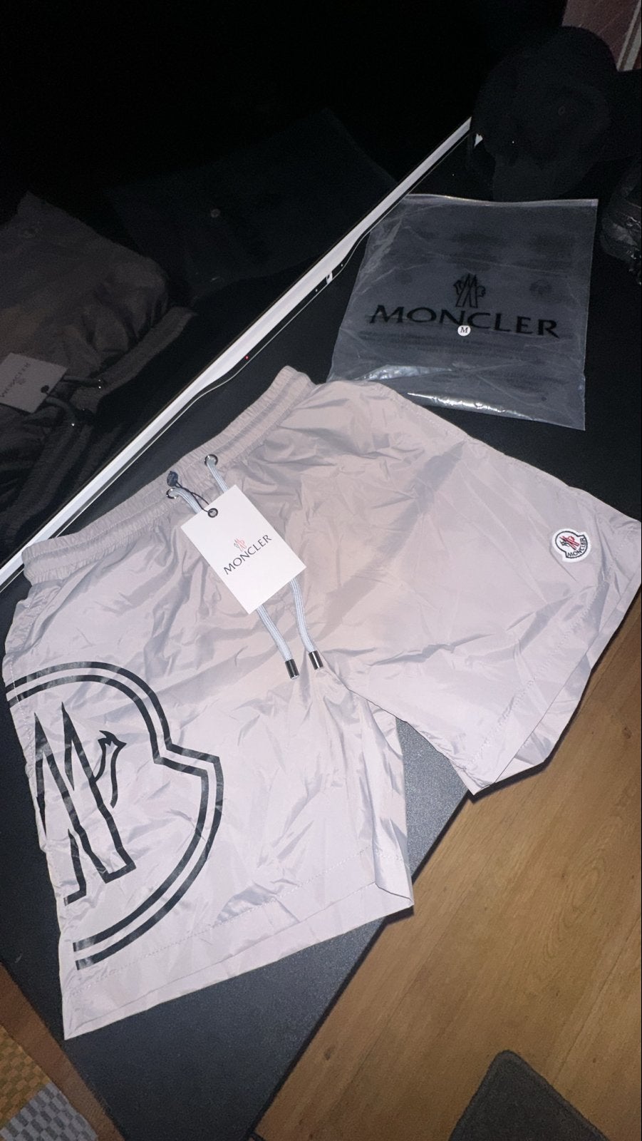Moncler Zwemshort - Stijlvol en Comfortabel, Ophalen of Verzenden, Maat 46 (S) of kleiner, Grijs, Zwemshort