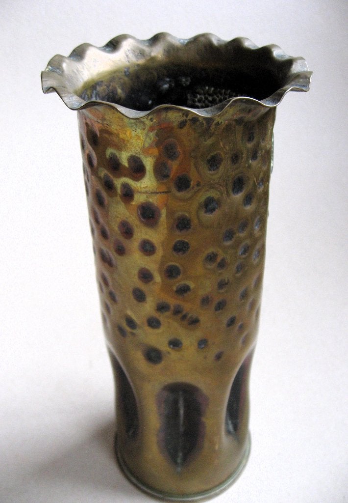 Belgische Trench Art vaas, artilleriehuls uit 1944, Ophalen of Verzenden, Landmacht, Overige gebieden, Kunstobject