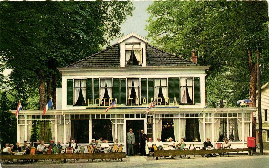 Hotel Tjaarda, Oranjewoud - volk terras - 1969 gelopen, Verzamelen, Ophalen of Verzenden, Voor 1920, Gelopen, Noord-Brabant