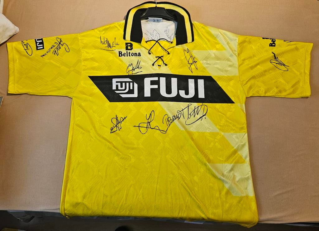 Gesigneerd NAC shirt uit de Beatrixstraat periode, Ophalen of Verzenden, Gebruikt, NAC Breda, Shirt