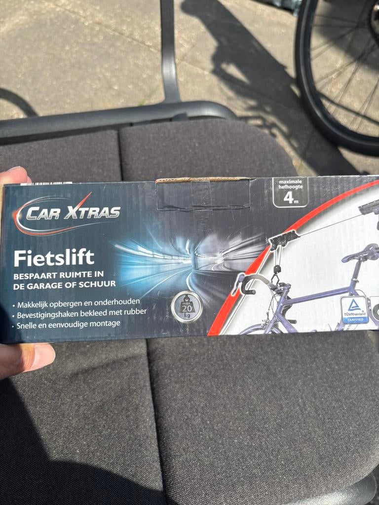 Fietslift voor garage of schuur max. 20 kilo, Ophalen, Nieuw