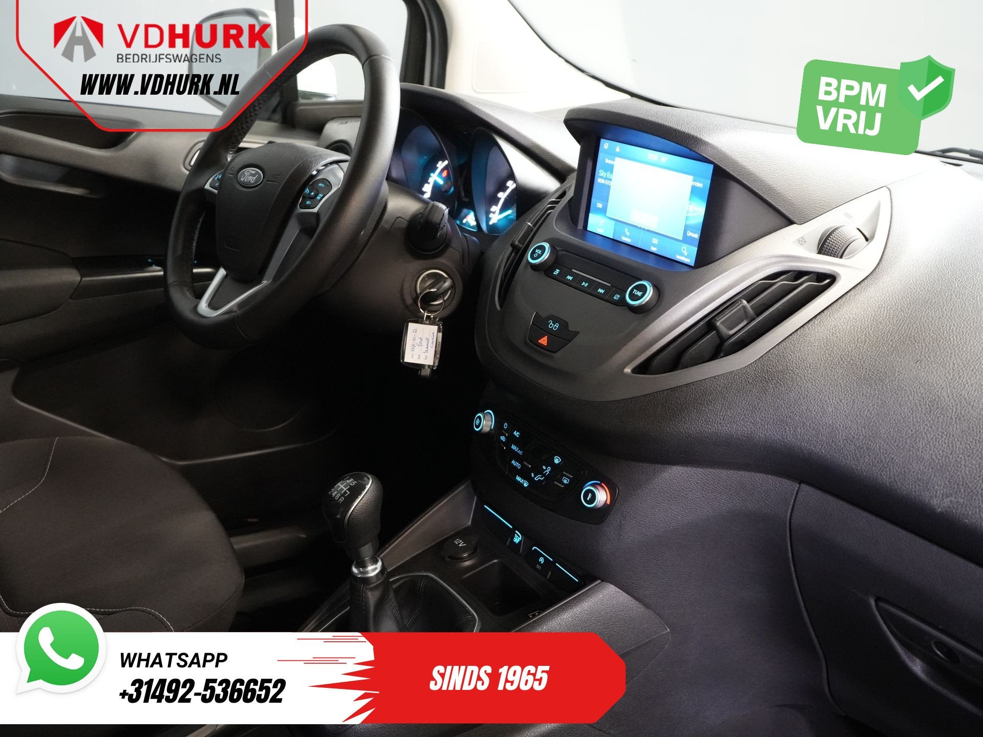 Ford Transit Courier 1.0 100 pk Limited BENZINE Carplay/ Cam, Auto's, Voorwielaandrijving, Gebruikt, Euro 6, Wit