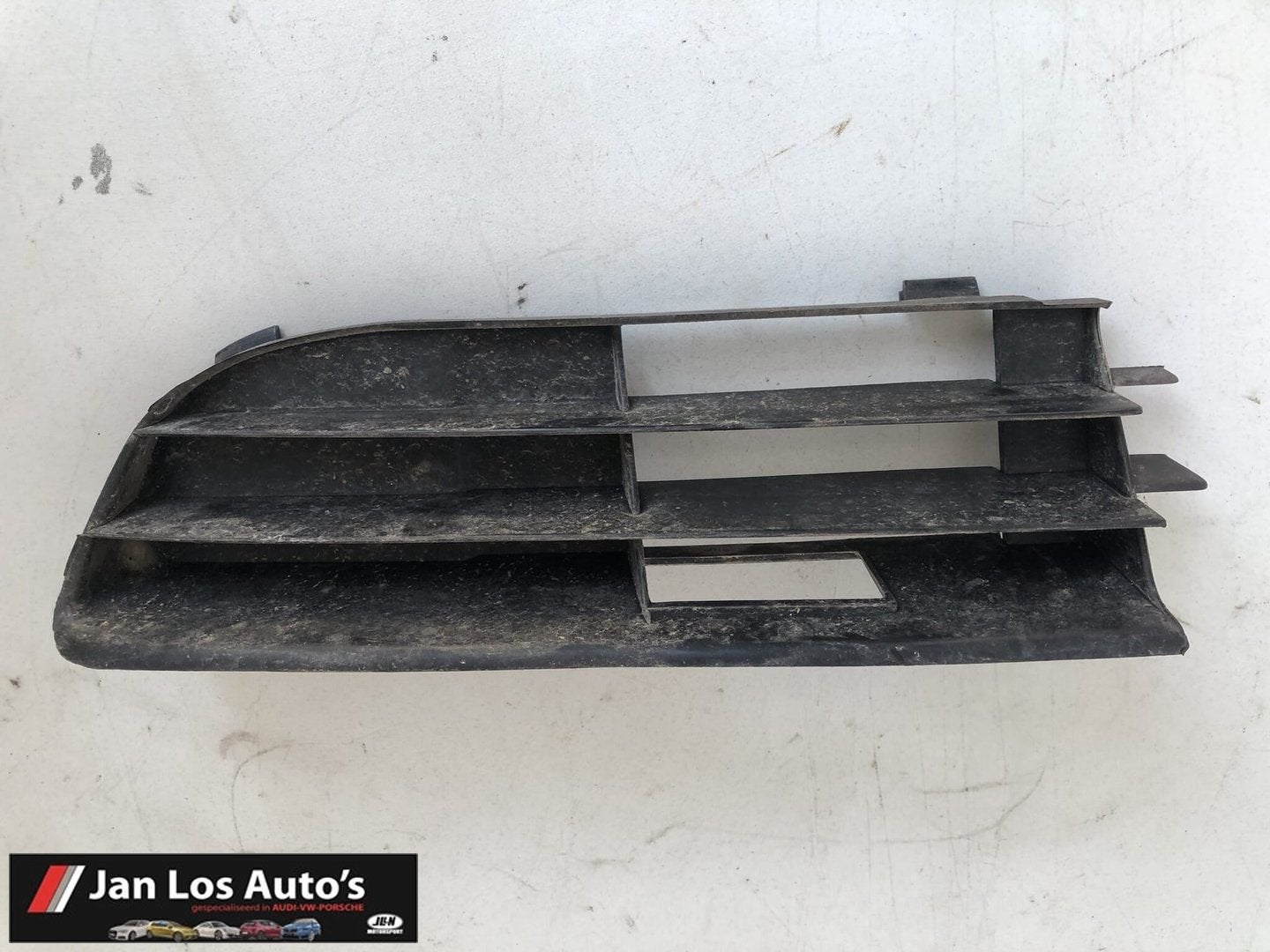 Bumper rooster links Audi Coupe GT B2 811853667D, Gebruikt, -, -, -