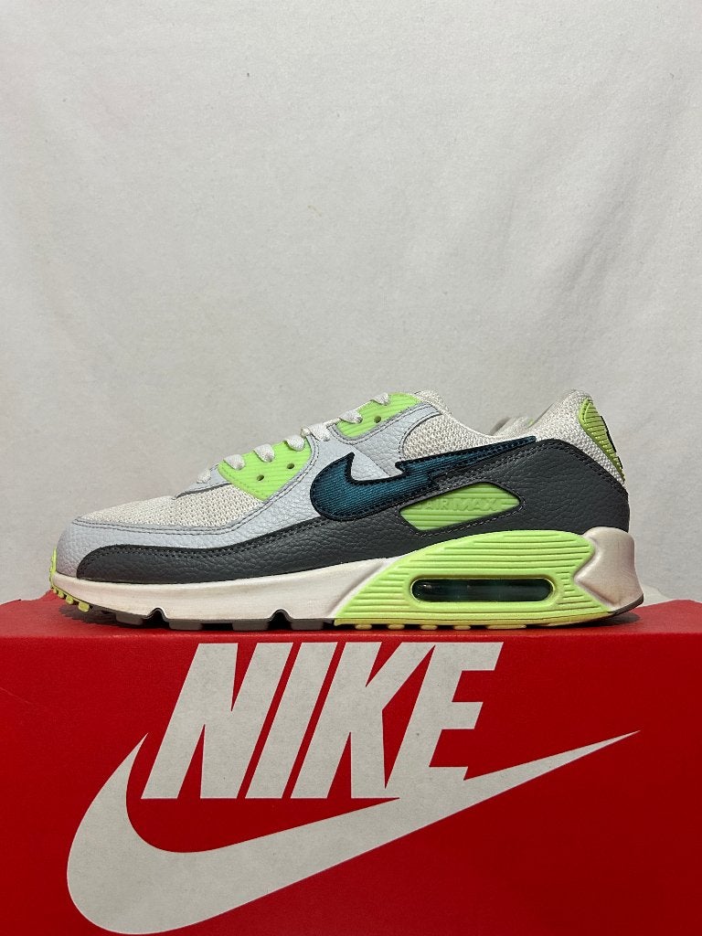 ALS NIEUW! Maat 45 - Nike Air Max 90 Split Swoosh Aquamarine, Kleding | Heren, Schoenen, Overige kleuren, Verzenden, Nike, Nike
