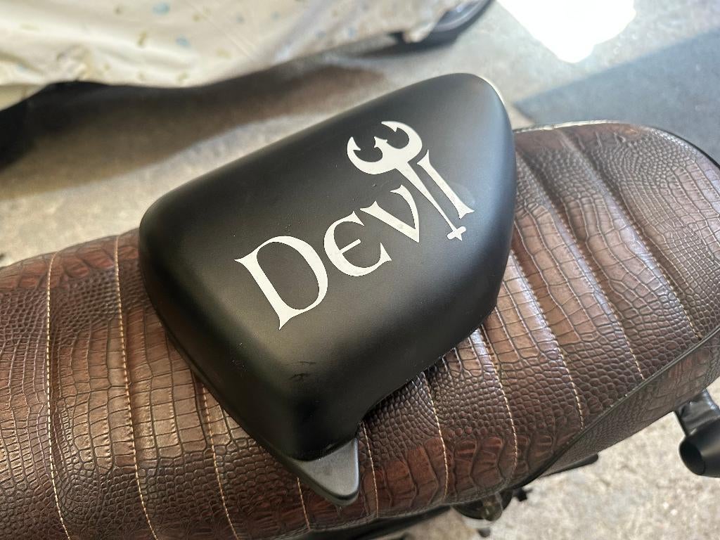 Gevraagd : zijkap etc AGM Devil schakelbrommer, Fietsen en Brommers, Brommeronderdelen | Algemeen, Gebruikt, Overige typen, Ophalen