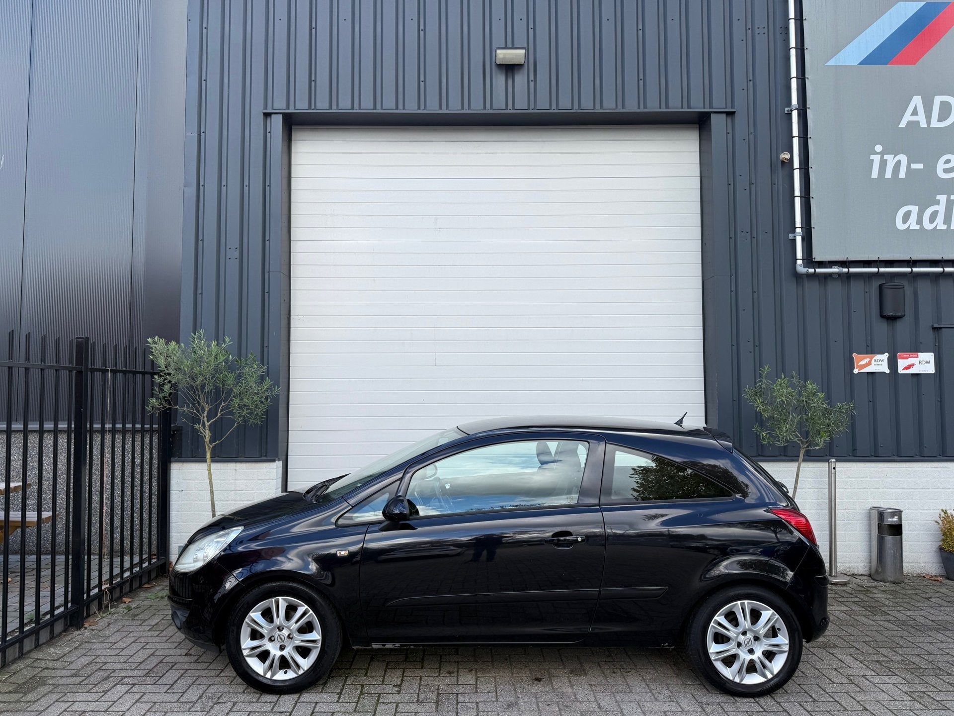 Opel Corsa 1.2-16V Business AIRCO/CRUISE/LM VELGEN, Voorwielaandrijving, Zwart, 4 cilinders, 1229 cc