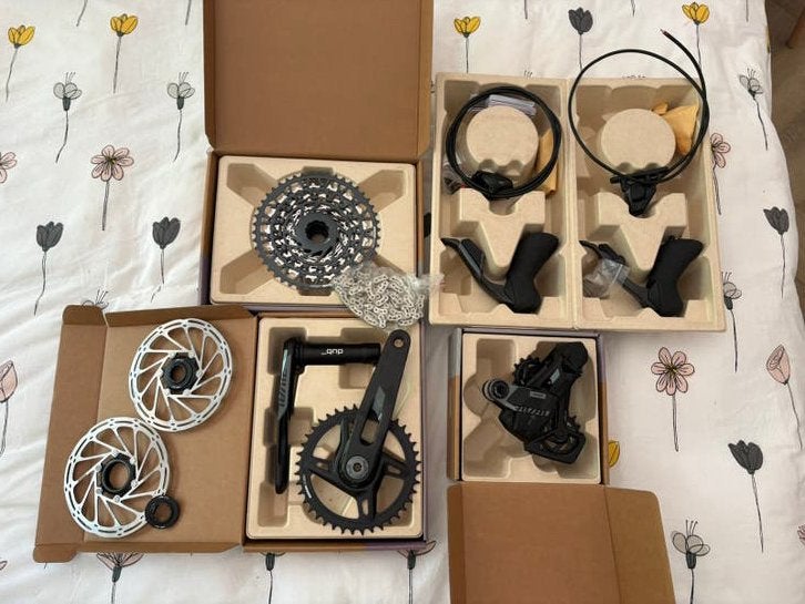 SRAM Rival XPLR 13 speed AXS groepset, nieuw!, Fietsen en Brommers, Fietsonderdelen, Ophalen of Verzenden, Nieuw, Gravelbike, Overige typen