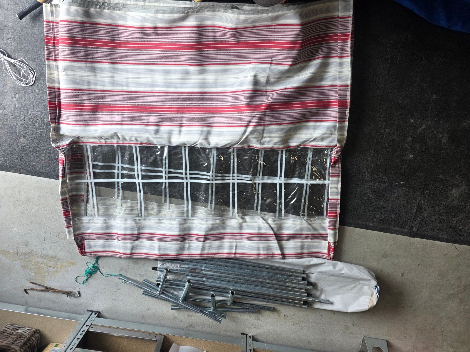 Windscherm met ramen en frame, Ophalen of Verzenden