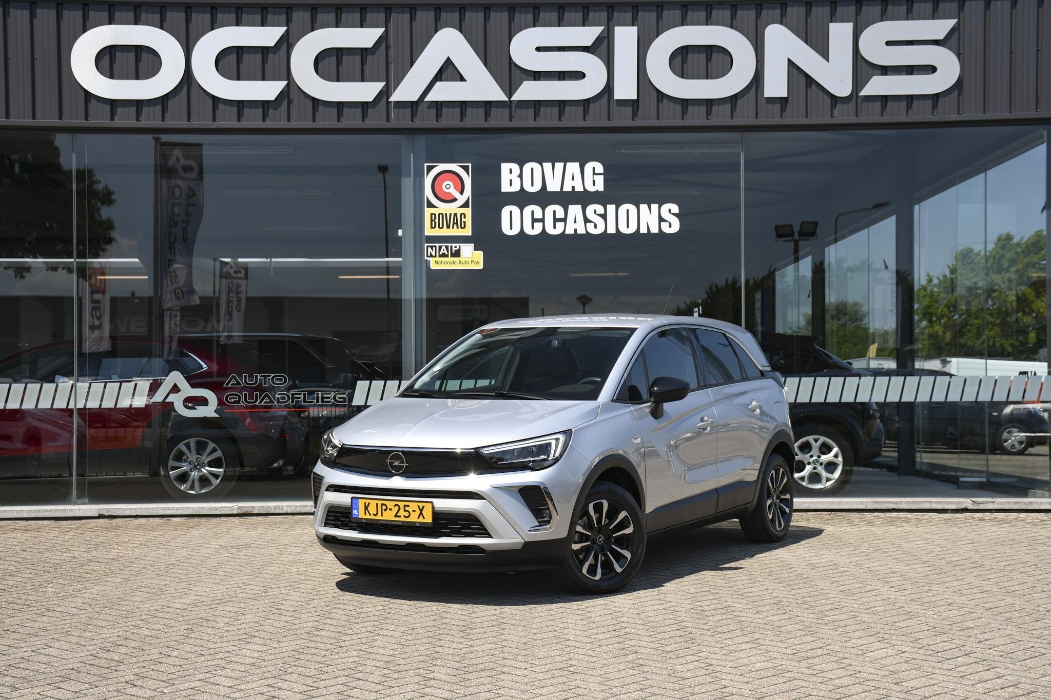 Opel Crossland 1.2 Turbo Elegance APPELE CARPLAY/ NAVIGATIE/, 12 maanden, Gebruikt, 1199 cc, Handgeschakeld
